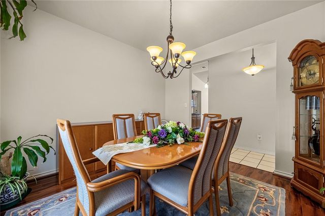11 NW Sandy Trail Lane, Lawton, OK 73505