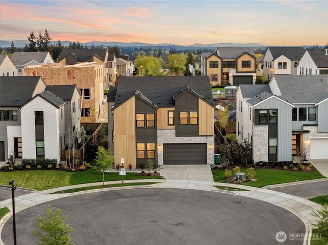 13793 SE 84th Street, Newcastle, WA 98059