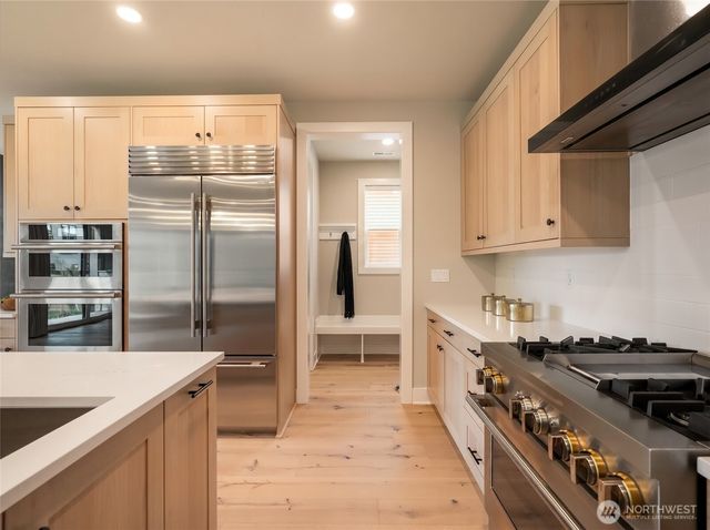 13793 SE 84th Street, Newcastle, WA 98059