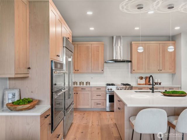 13793 SE 84th Street, Newcastle, WA 98059