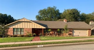 2516 Williamsburg Street S, Bartlesville, OK 74006