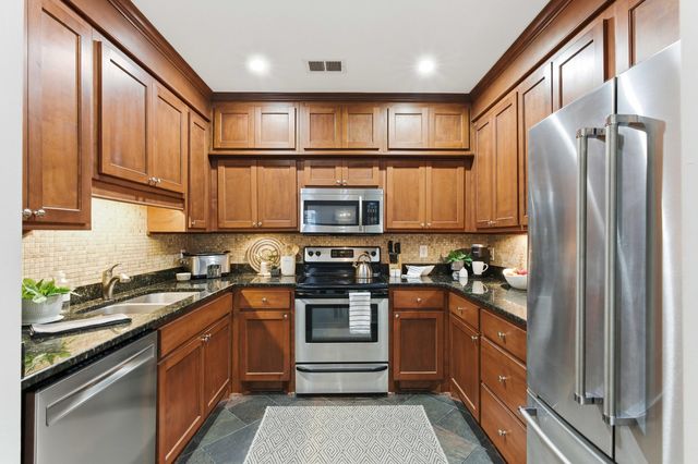 79 Society Street C, Charleston, SC 29401