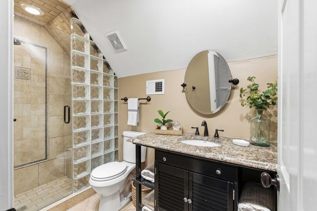 79 Society Street C, Charleston, SC 29401