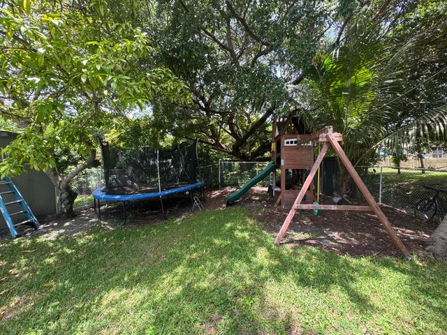 8651 NW 21ST Court, Coral Springs, FL 33071