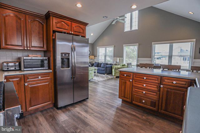 128 95TH ST, Stone Harbor, NJ 08247