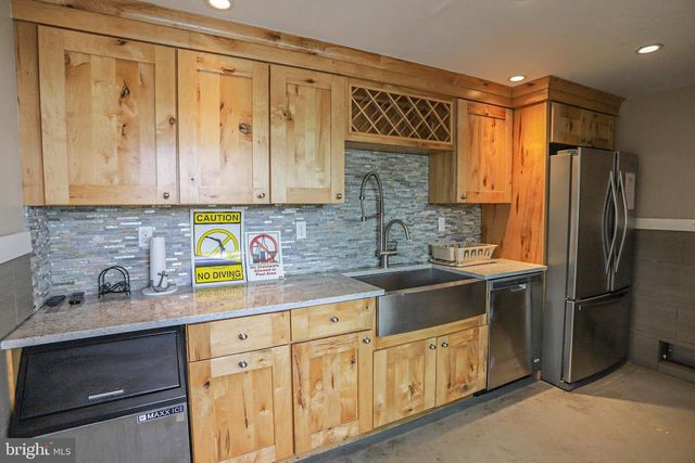 128 95TH ST, Stone Harbor, NJ 08247