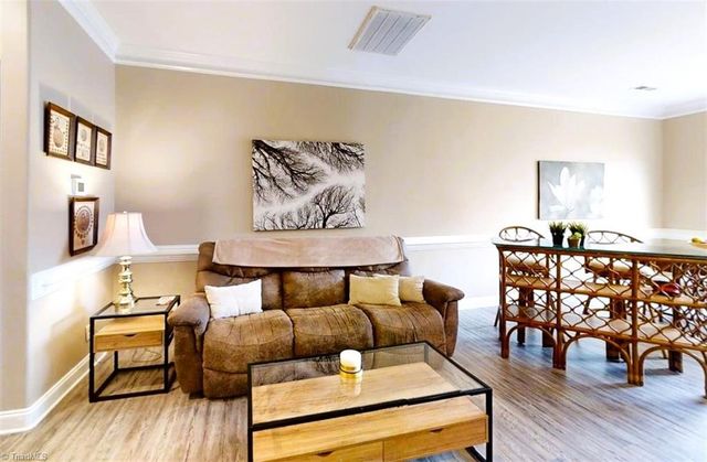 1303 Southlake Court, Lexington, NC 27295