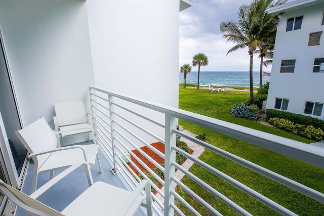 1043 Hillsboro Mile 18c, Hillsboro Beach, FL 33062