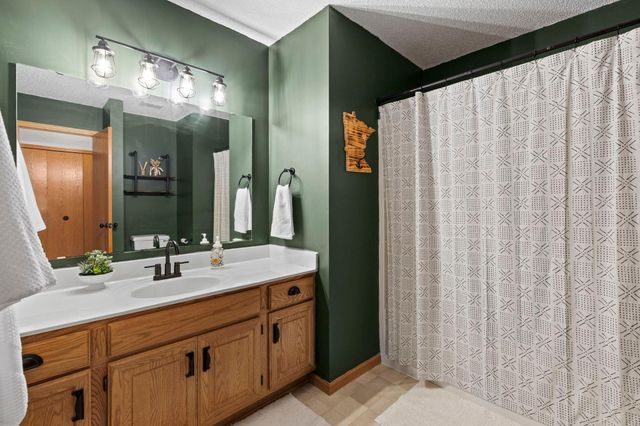1514 Cottage Drive, Stillwater, MN 55082
