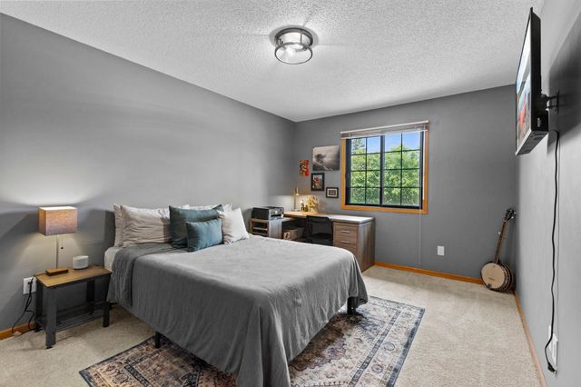 1514 Cottage Drive, Stillwater, MN 55082