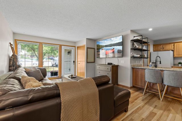 1514 Cottage Drive, Stillwater, MN 55082