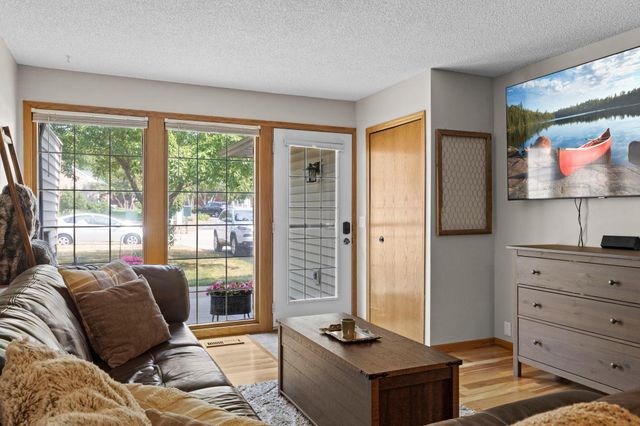 1514 Cottage Drive, Stillwater, MN 55082