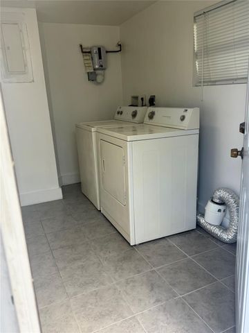 3120 SW 12th Place, Fort Lauderdale, FL 33312