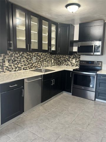 3120 SW 12th Place, Fort Lauderdale, FL 33312