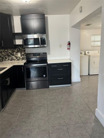 3120 SW 12th Place, Fort Lauderdale, FL 33312