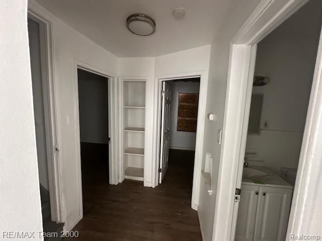 16301 Coram Street, Detroit, MI 48205