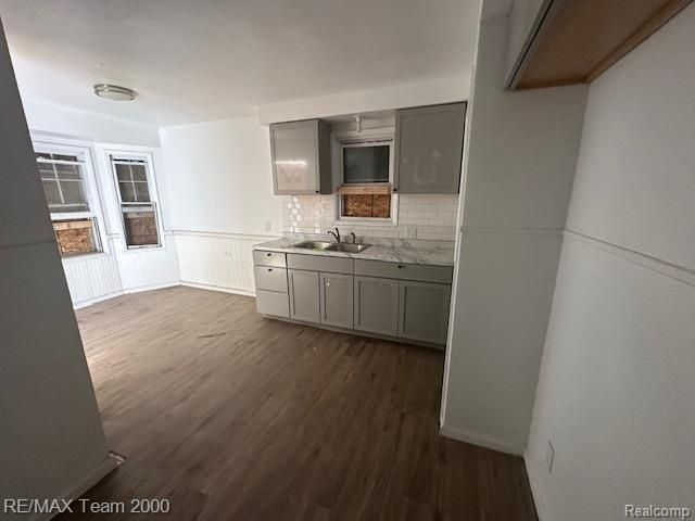 16301 Coram Street, Detroit, MI 48205