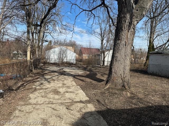 16301 Coram Street, Detroit, MI 48205