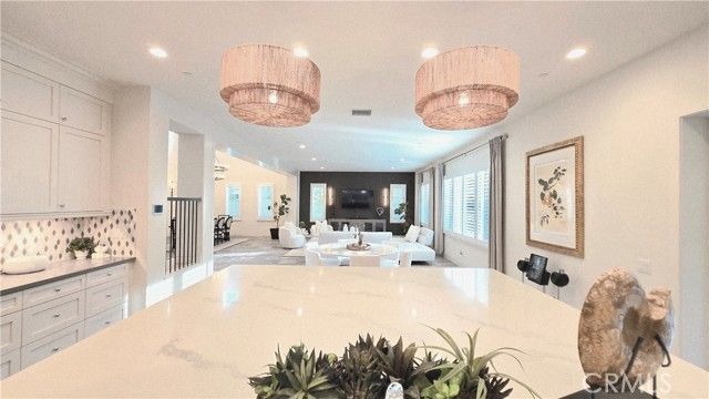 56 Redshift, Irvine, CA 92618