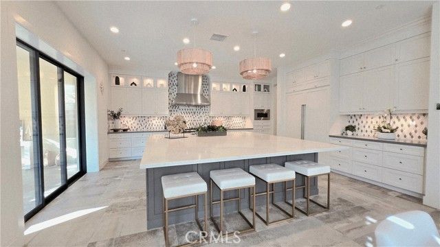 56 Redshift, Irvine, CA 92618