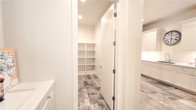 56 Redshift, Irvine, CA 92618