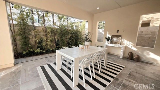 56 Redshift, Irvine, CA 92618