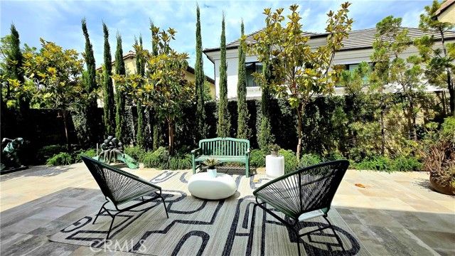 56 Redshift, Irvine, CA 92618