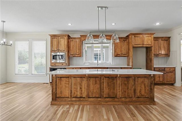 24111 W 121st Street, Olathe, KS 66061