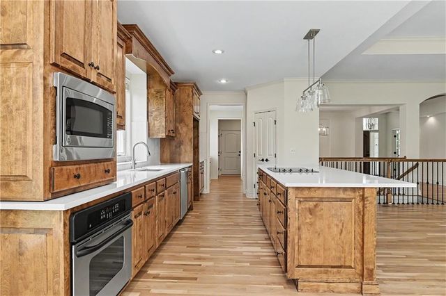 24111 W 121st Street, Olathe, KS 66061