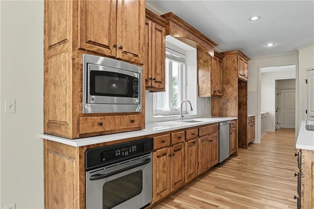 24111 W 121st Street, Olathe, KS 66061