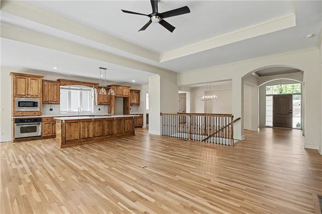 24111 W 121st Street, Olathe, KS 66061