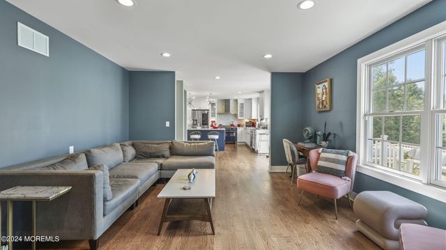 624 Loxley Drive, Toms River, NJ 08753