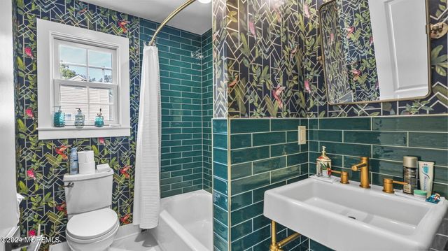 624 Loxley Drive, Toms River, NJ 08753