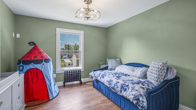 624 Loxley Drive, Toms River, NJ 08753