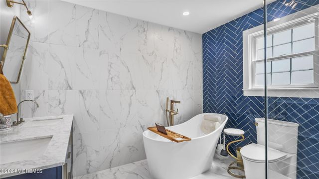 624 Loxley Drive, Toms River, NJ 08753