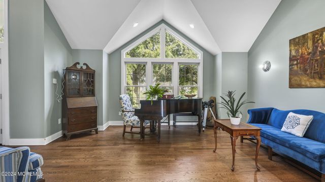 624 Loxley Drive, Toms River, NJ 08753