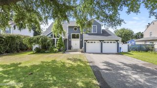 624 Loxley Drive, Toms River, NJ 08753