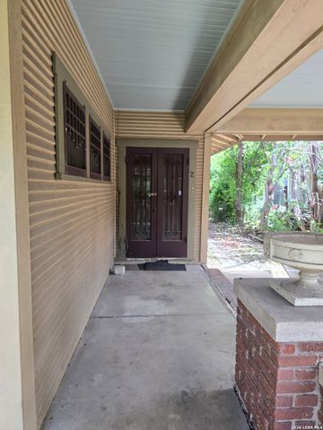 927 W Huisache, San Antonio, TX 78201