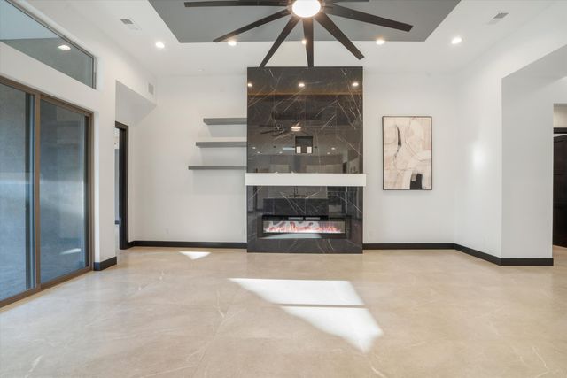 9845 Buckeye Street NW, Albuquerque, NM 87114