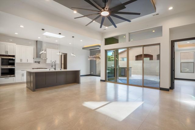 9845 Buckeye Street NW, Albuquerque, NM 87114