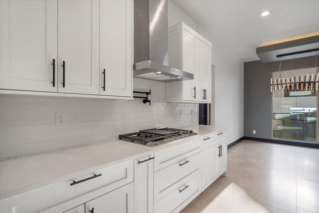 9845 Buckeye Street NW, Albuquerque, NM 87114