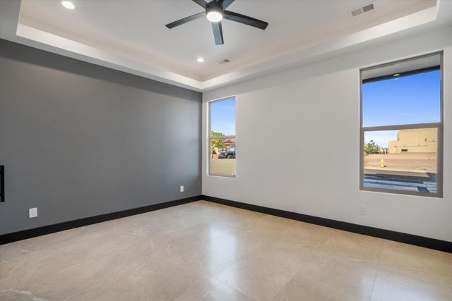 9845 Buckeye Street NW, Albuquerque, NM 87114