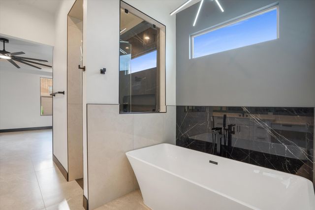 9845 Buckeye Street NW, Albuquerque, NM 87114