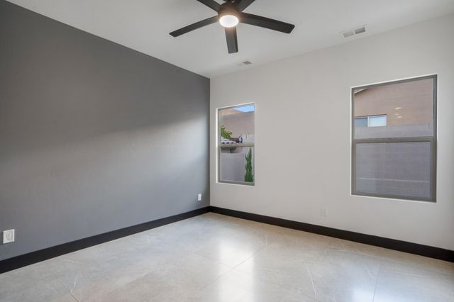 9845 Buckeye Street NW, Albuquerque, NM 87114