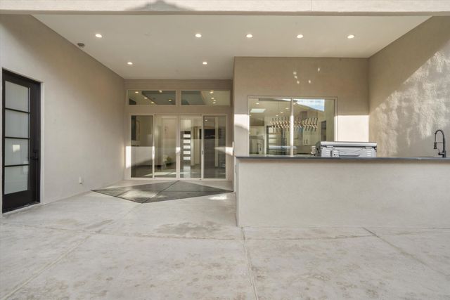 9845 Buckeye Street NW, Albuquerque, NM 87114