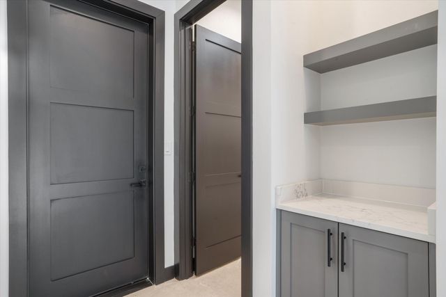 9845 Buckeye Street NW, Albuquerque, NM 87114