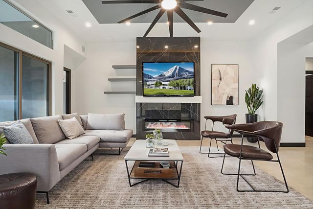 9845 Buckeye Street NW, Albuquerque, NM 87114