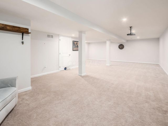 8435 Graystone Drive, Pickerington, OH 43147
