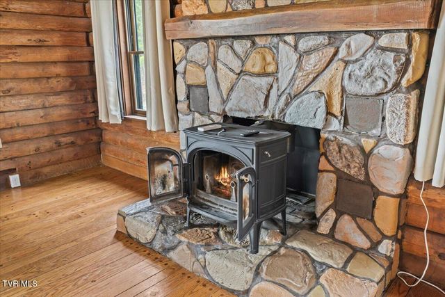 417 Charlie Hicks Road, Jonesborough, TN 37659