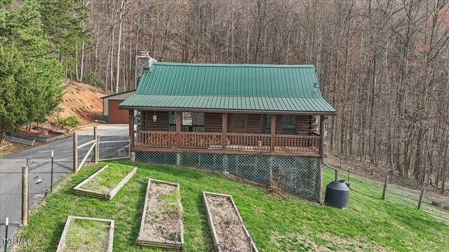 417 Charlie Hicks Road, Jonesborough, TN 37659